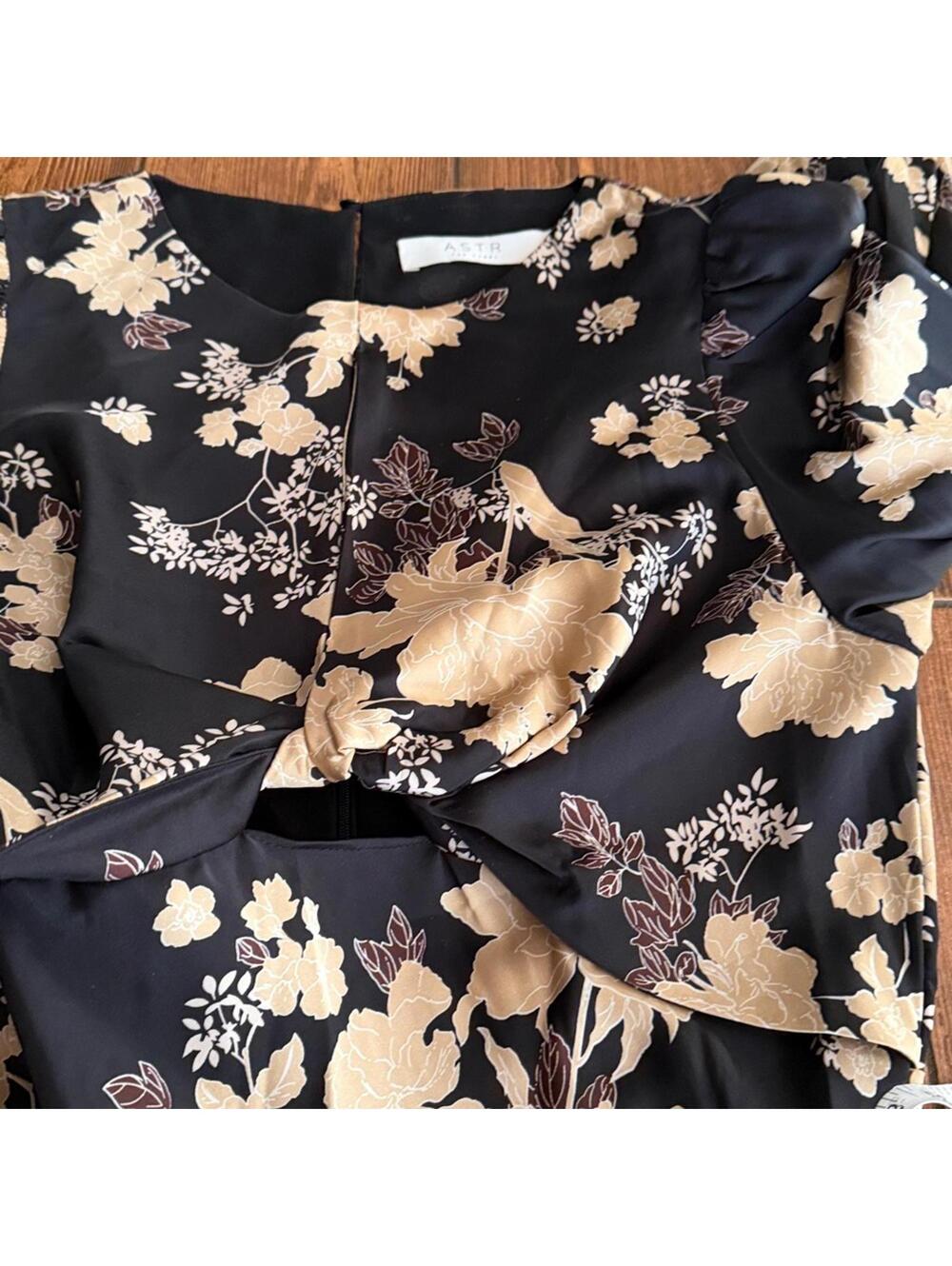 ASTR THE LABEL SUZY DRESS BLACK CREAM FLORAL SIZE LARGE - Picture 5 of 9